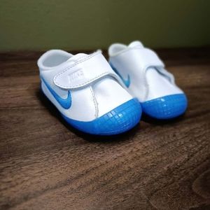 Nike Baby Crib Shoes Infant Size 3C